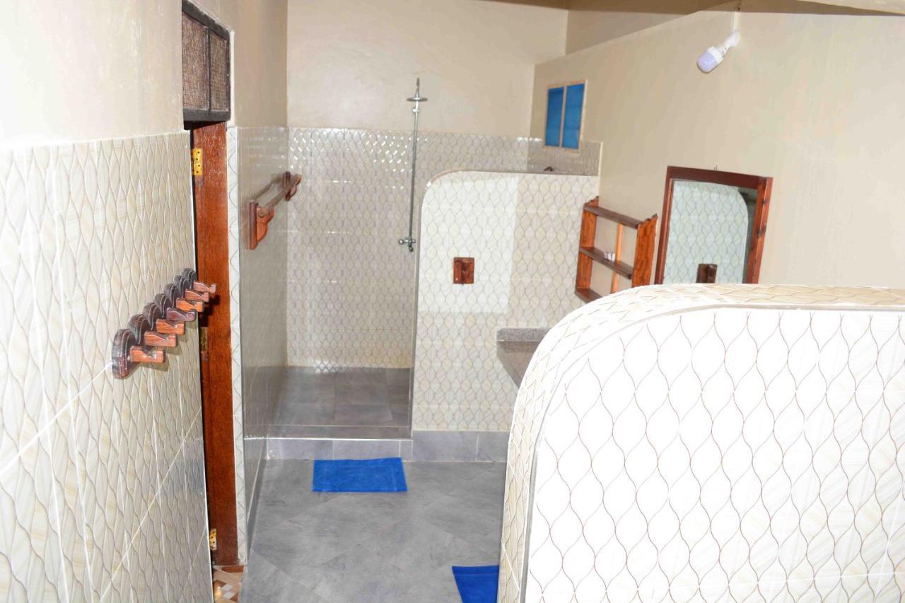 Meremeta Lodge Utende Экстерьер фото